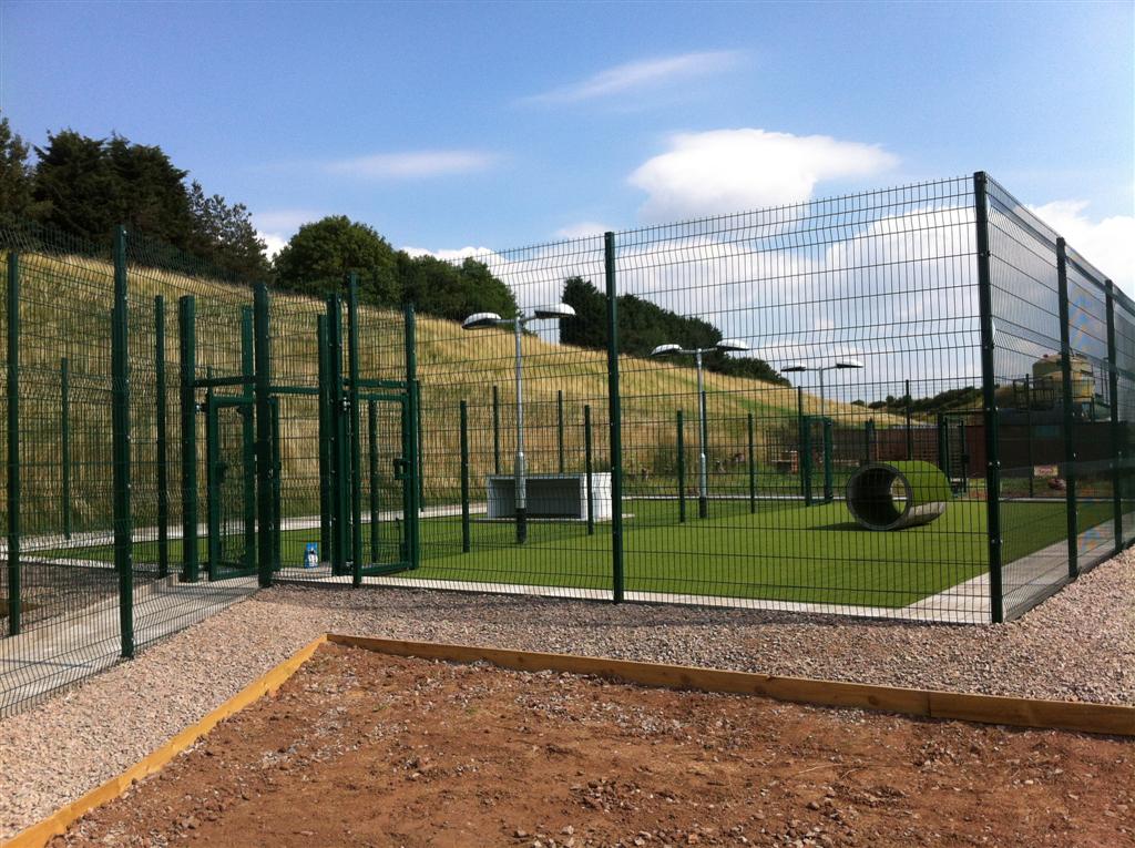 3m high V mesh fencing for Birmingham Airport