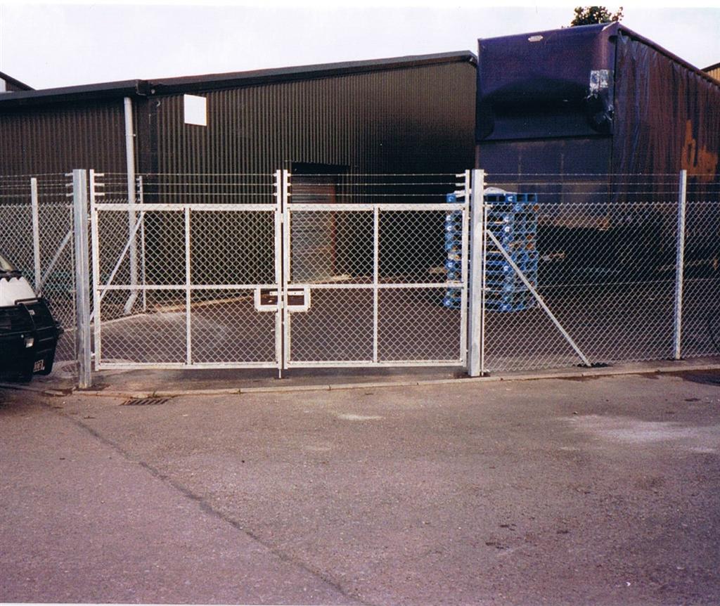 CHAIN LINK FENCING CONTRACTORS FOR THE SOUTH WEST Callaghan Fencing